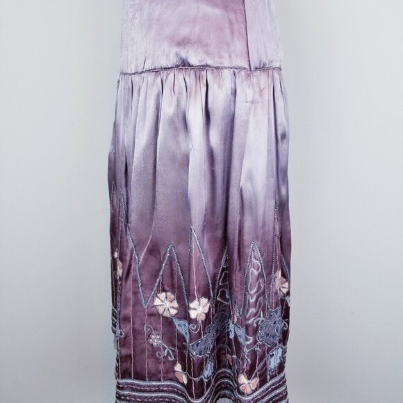 Gorgeous Vents d'Ailleurs Lavender Satin Floral Embroidered Midi Skirt NEW wTags - Picture 5 of 8